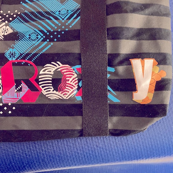 ROXY Logo Black and Gray Striped canvas tote bag - Picture 4 of 15